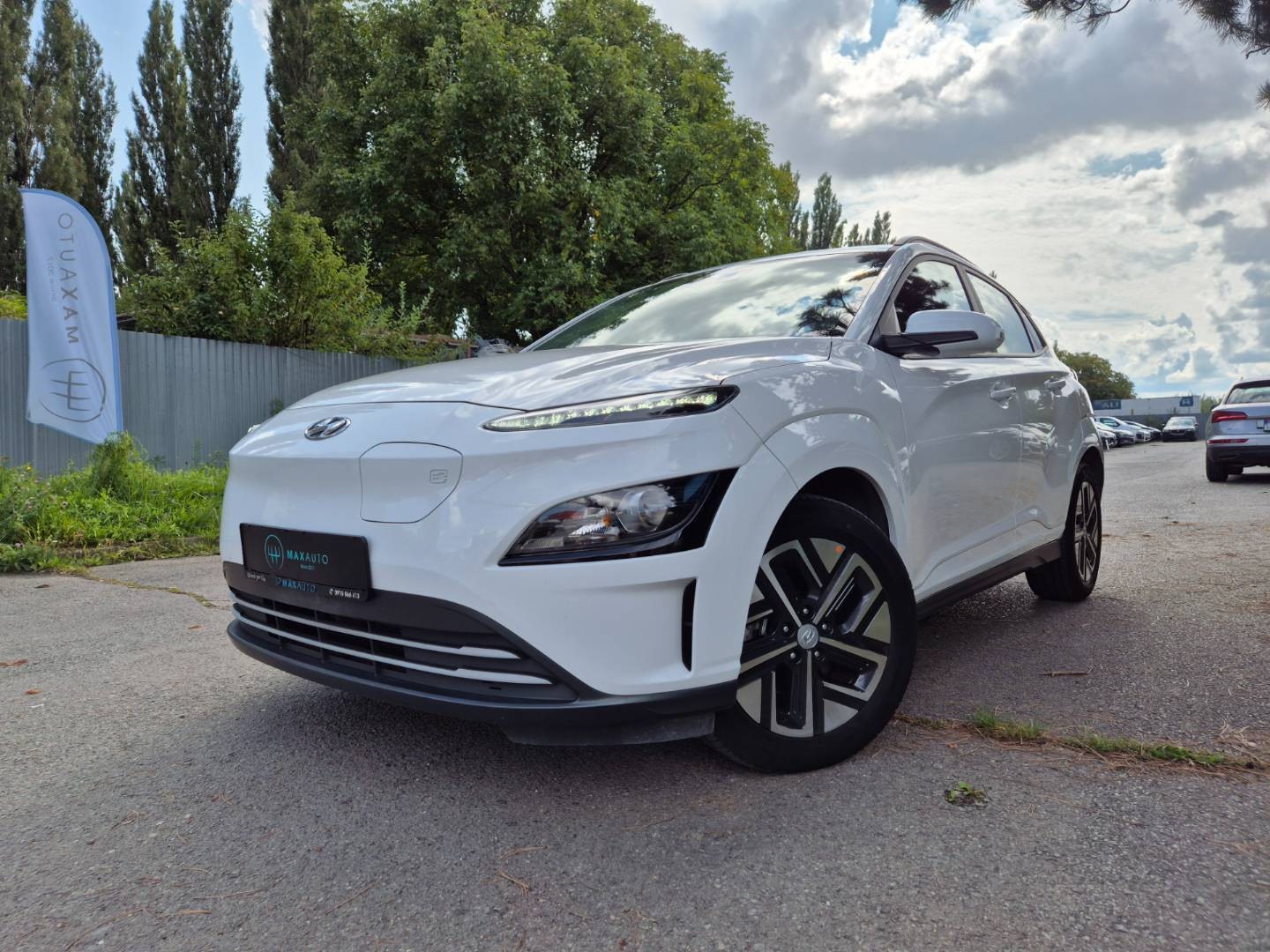 Hyundai Kona Electric 100