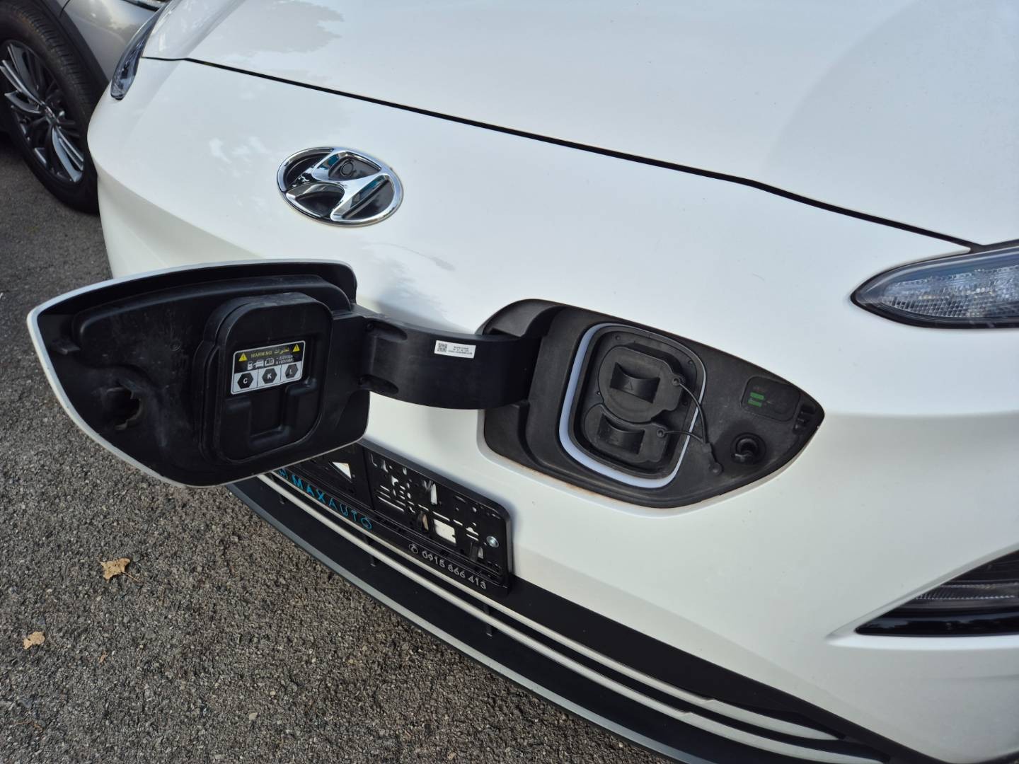 Hyundai Kona Electric 100