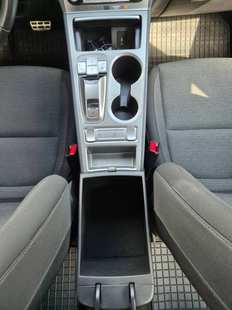 Hyundai Kona Electric 100