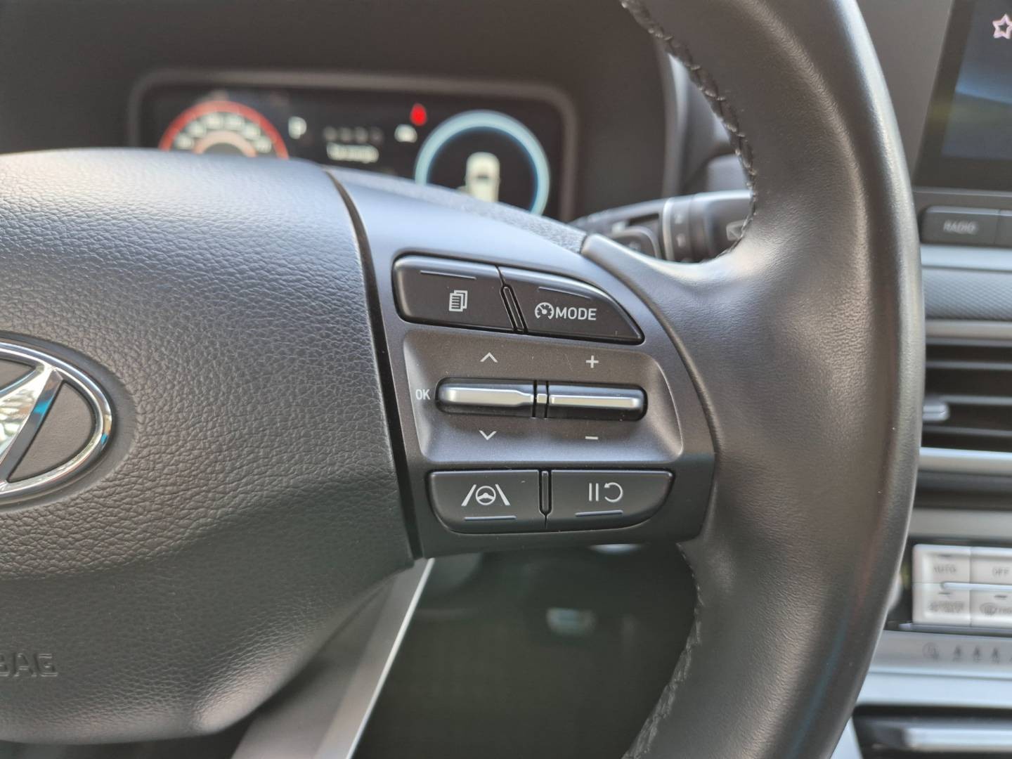 Hyundai Kona Electric 100