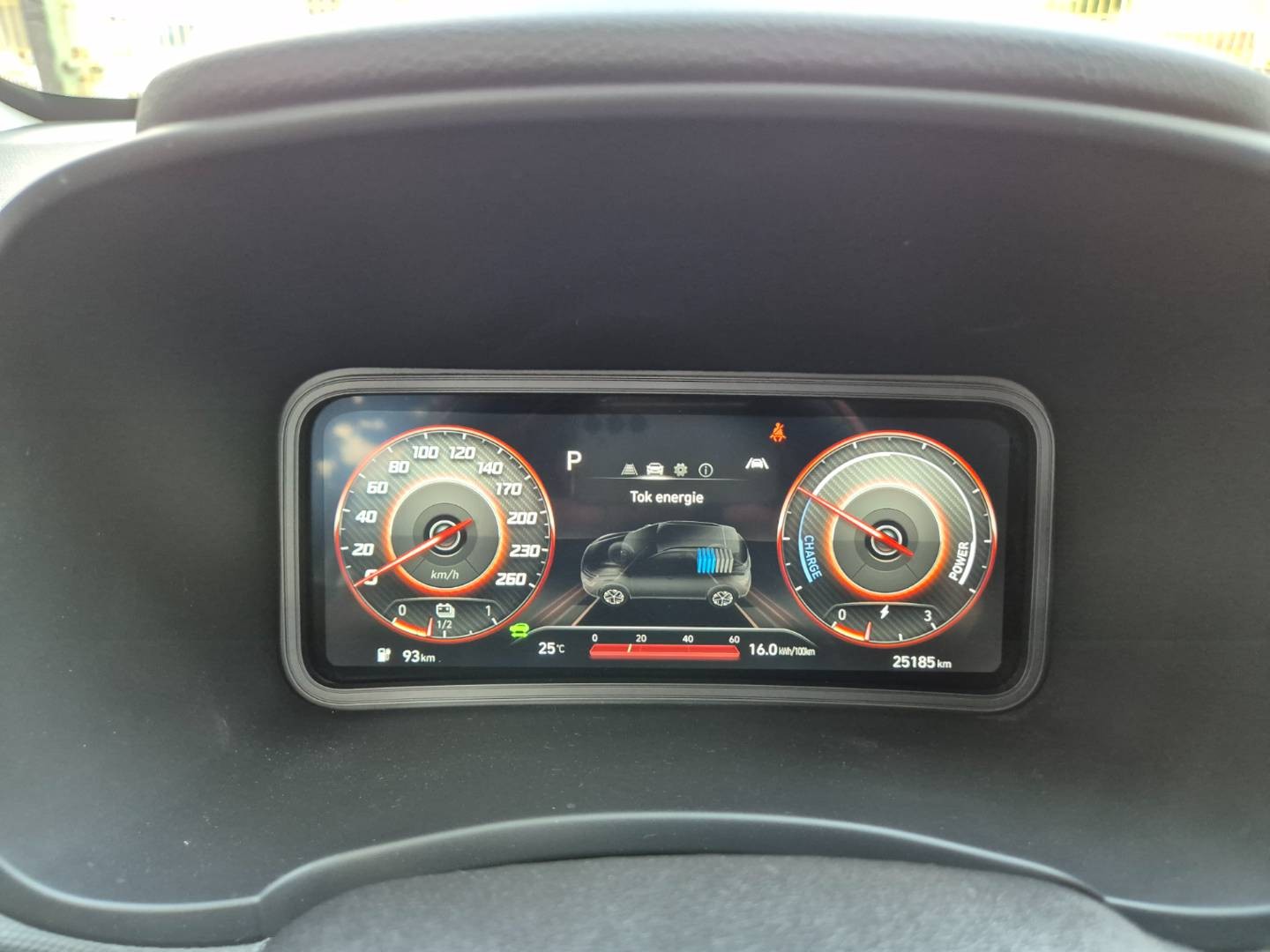 Hyundai Kona Electric 100