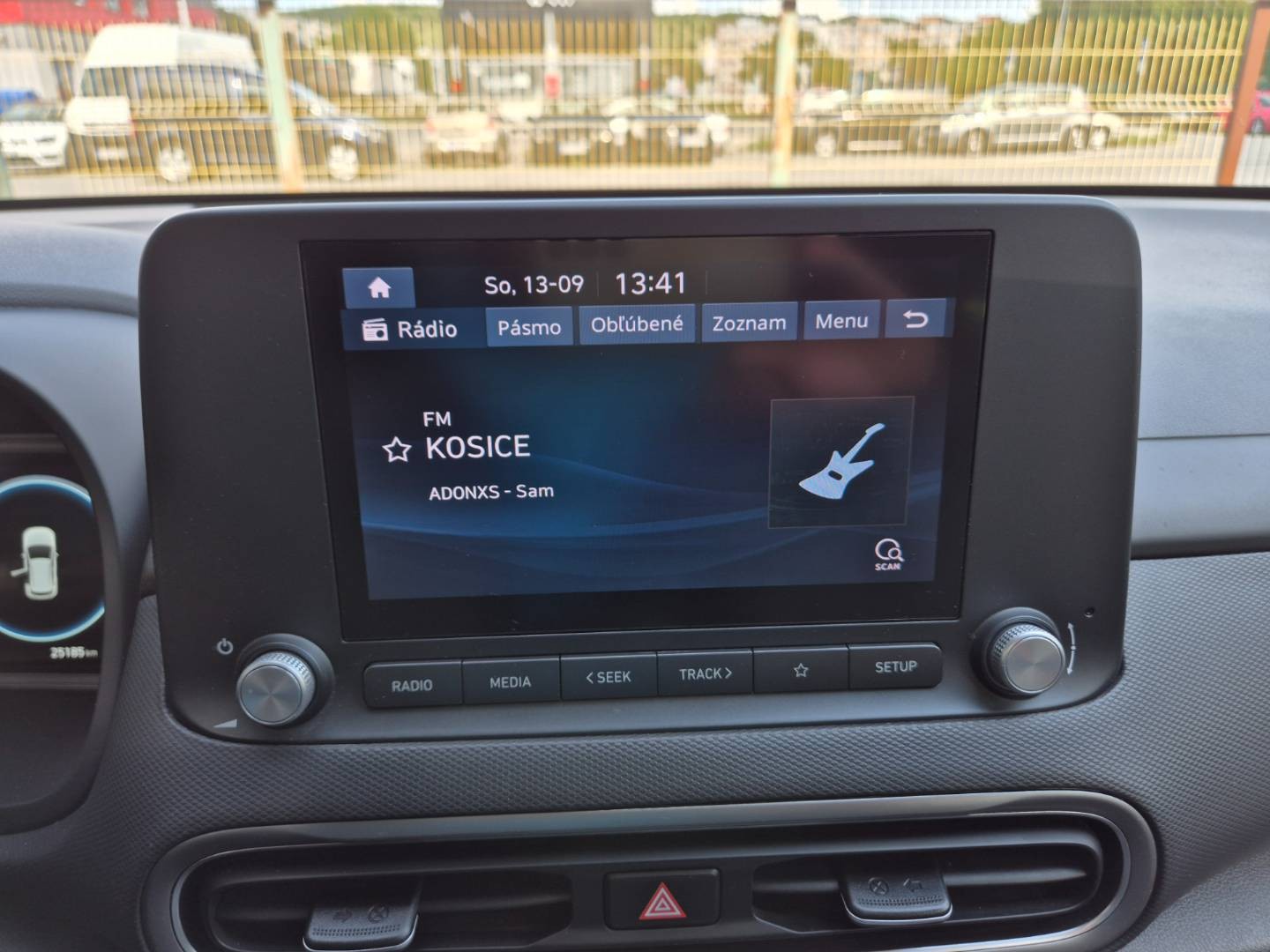 Hyundai Kona Electric 100