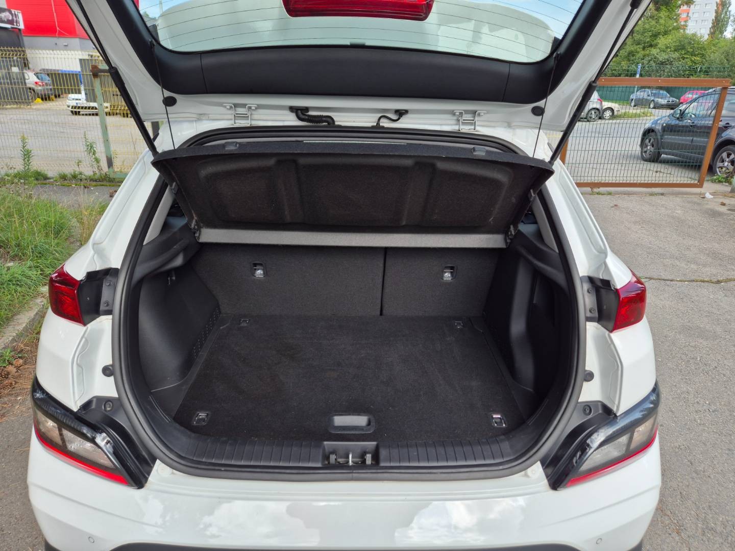 Hyundai Kona Electric 100