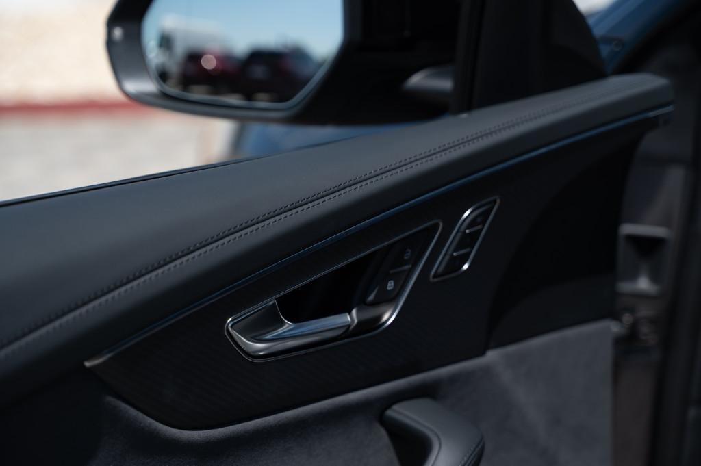 Audi RSQ8 SUV 471kw Automat