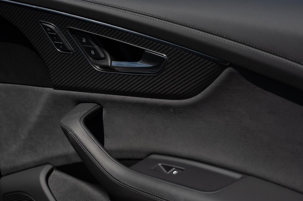 Audi RSQ8 SUV 471kw Automat