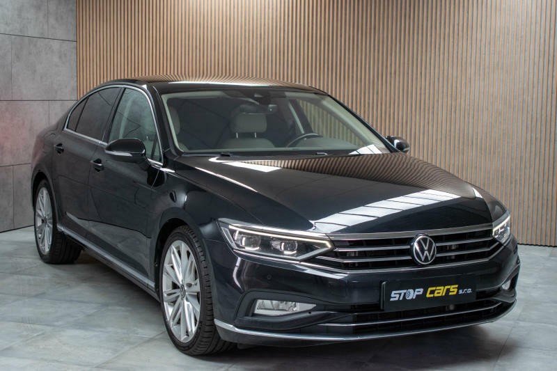 Volkswagen Passat TSI 206kW 4M*VIRTUAL*DPH*ČR*