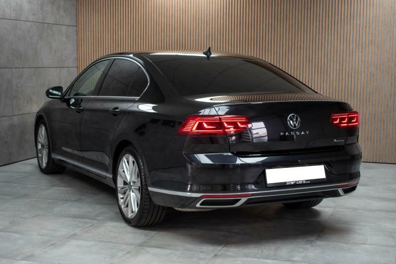 Volkswagen Passat TSI 206kW 4M*VIRTUAL*DPH*ČR*