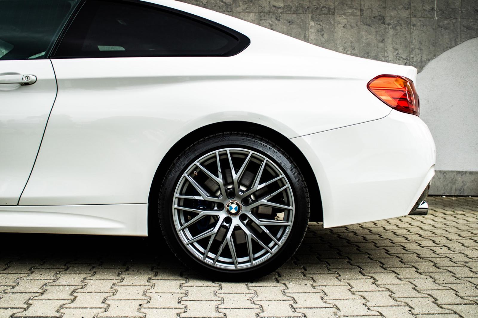 BMW Rad 4 Coupé 435d xDrive M Sport