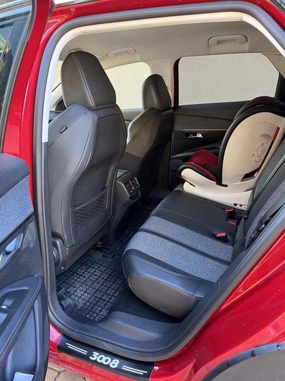 Peugeot 3008 1.2 PureTech Allure EAT6
