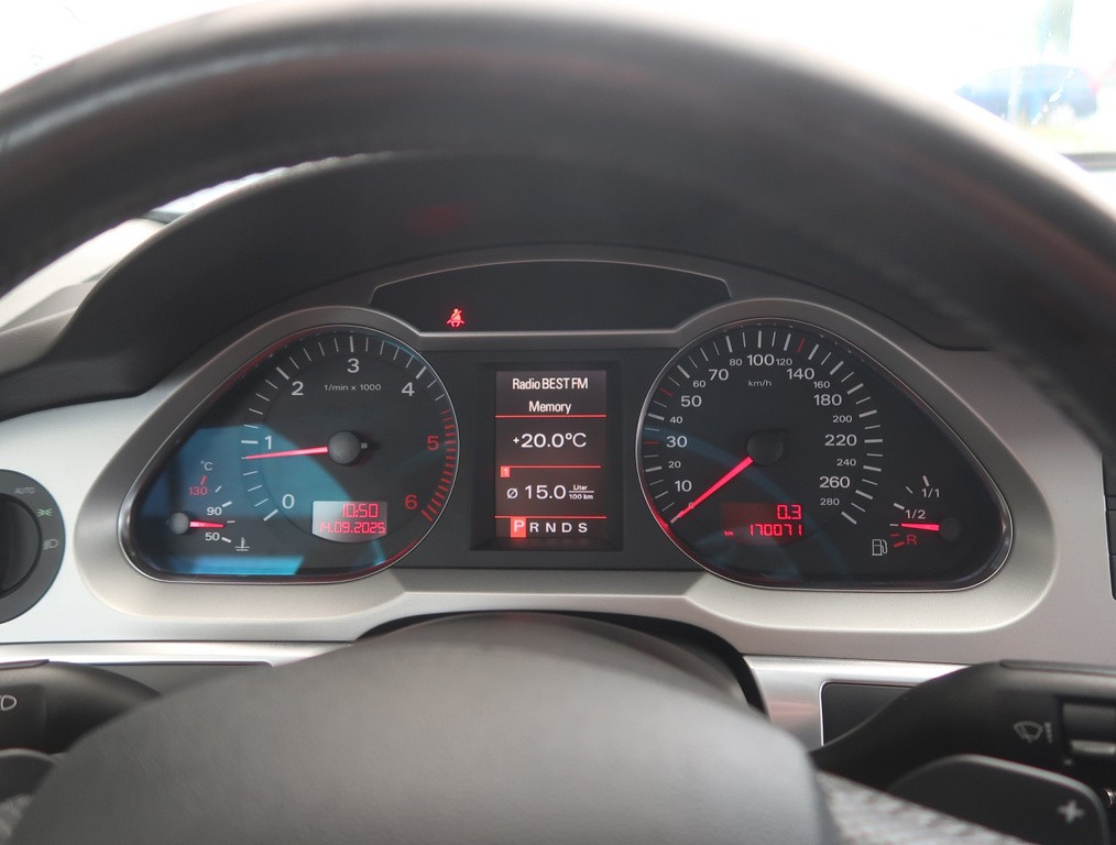 Audi A6 Allroad 3.0 TDI Automat, Serv.kniha, Navigácia, Xenóny