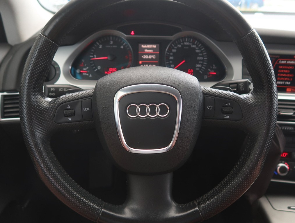 Audi A6 Allroad 3.0 TDI Automat, Serv.kniha, Navigácia, Xenóny
