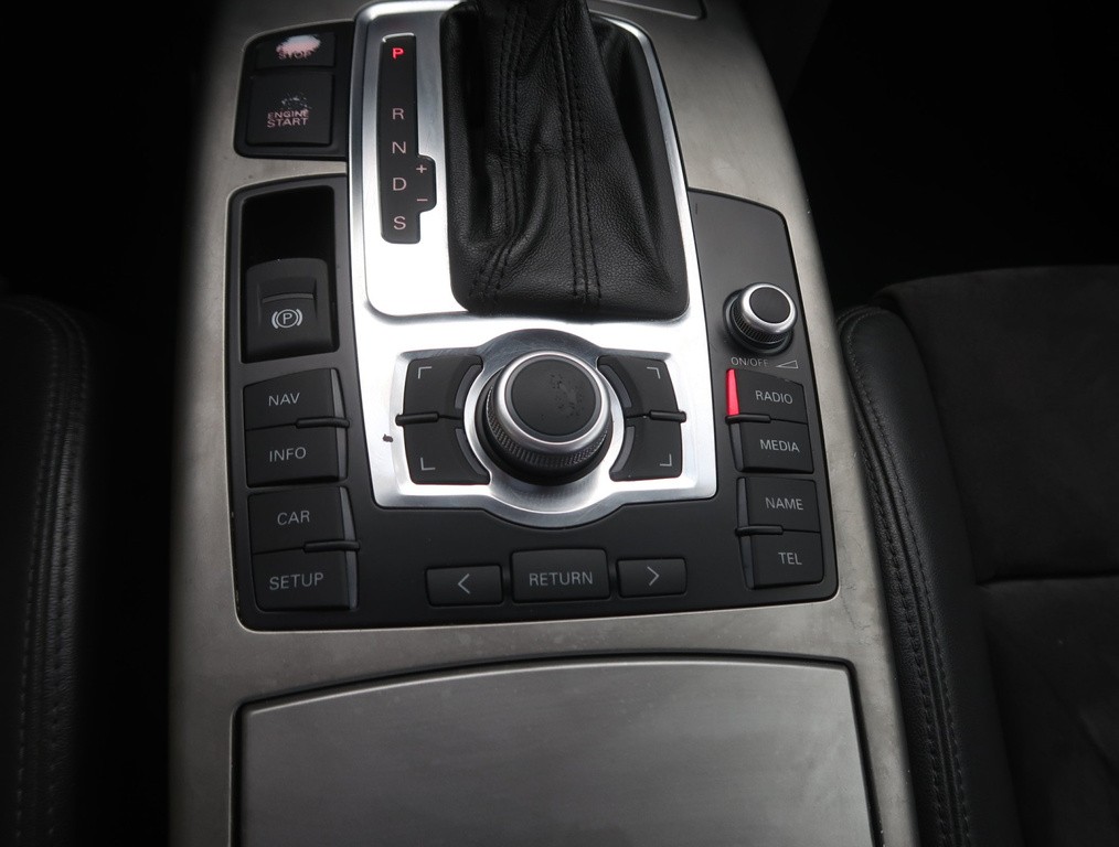 Audi A6 Allroad 3.0 TDI Automat, Serv.kniha, Navigácia, Xenóny