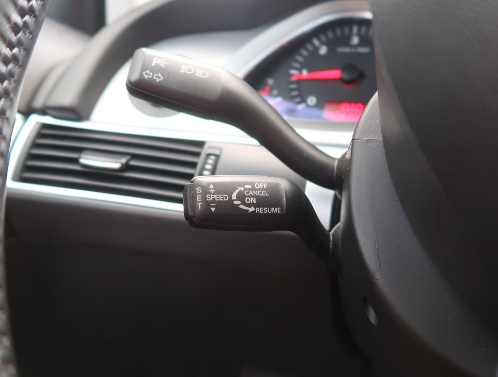 Audi A6 Allroad 3.0 TDI Automat, Serv.kniha, Navigácia, Xenóny