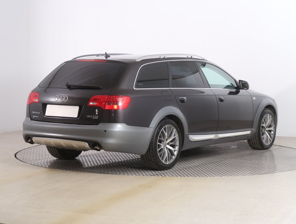 Audi A6 Allroad 3.0 TDI Automat, Serv.kniha, Navigácia, Xenóny
