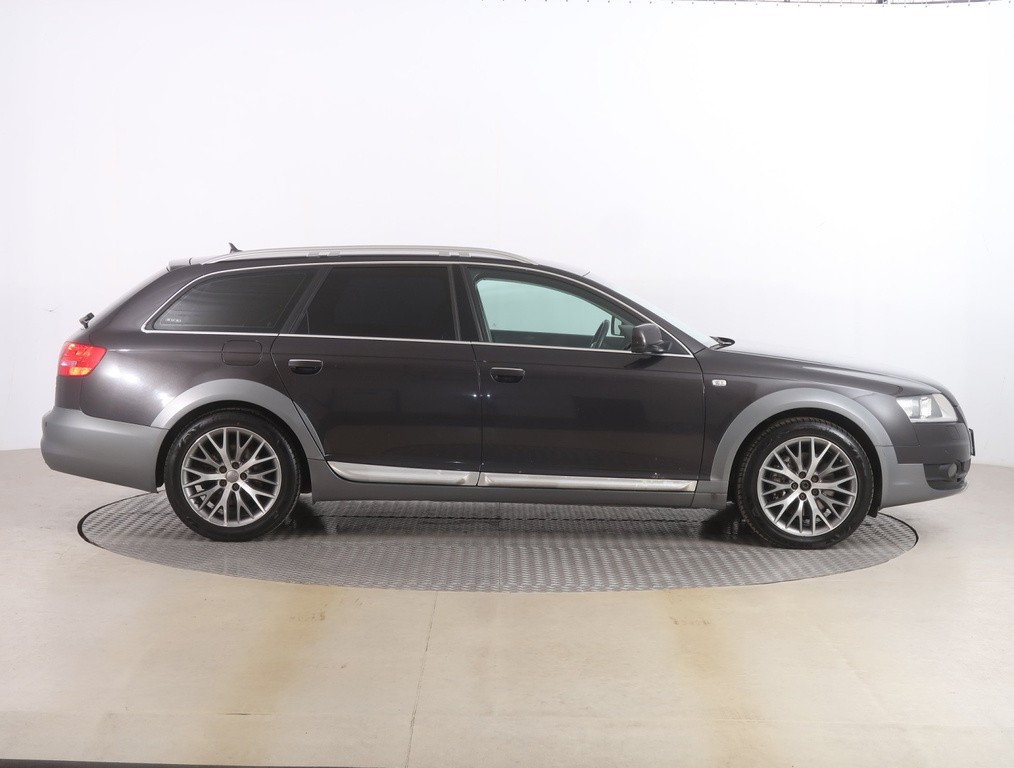Audi A6 Allroad 3.0 TDI Automat, Serv.kniha, Navigácia, Xenóny