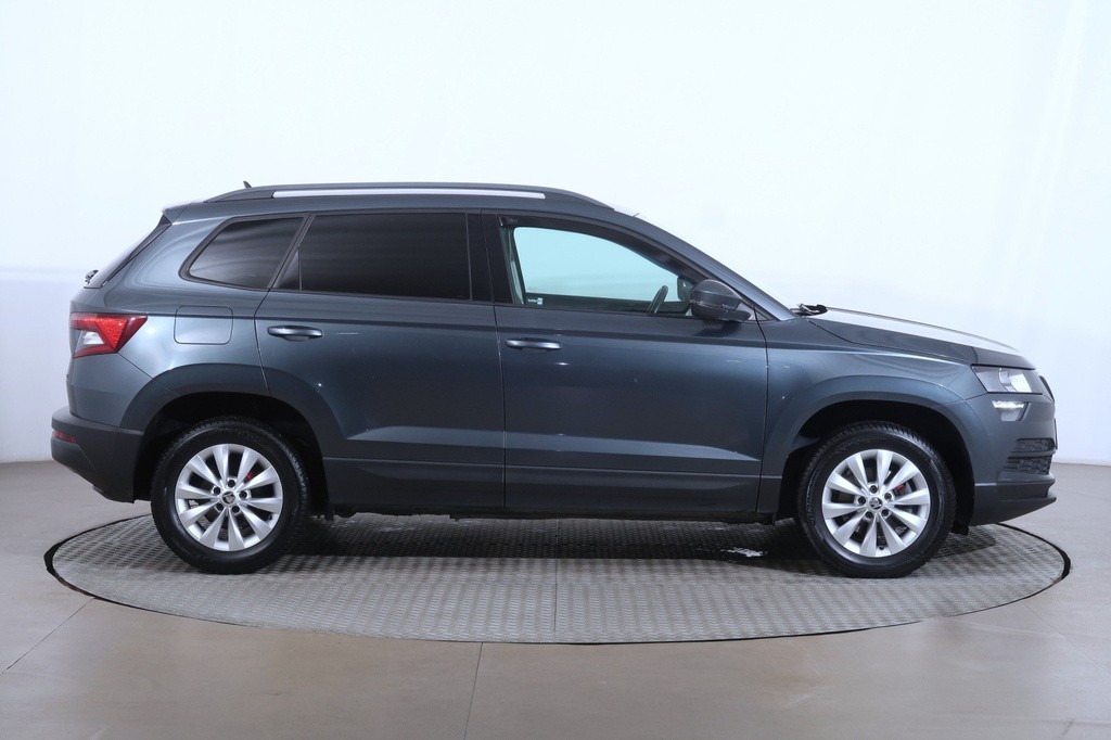 Skoda Karoq 1.6 TDI Navigacia