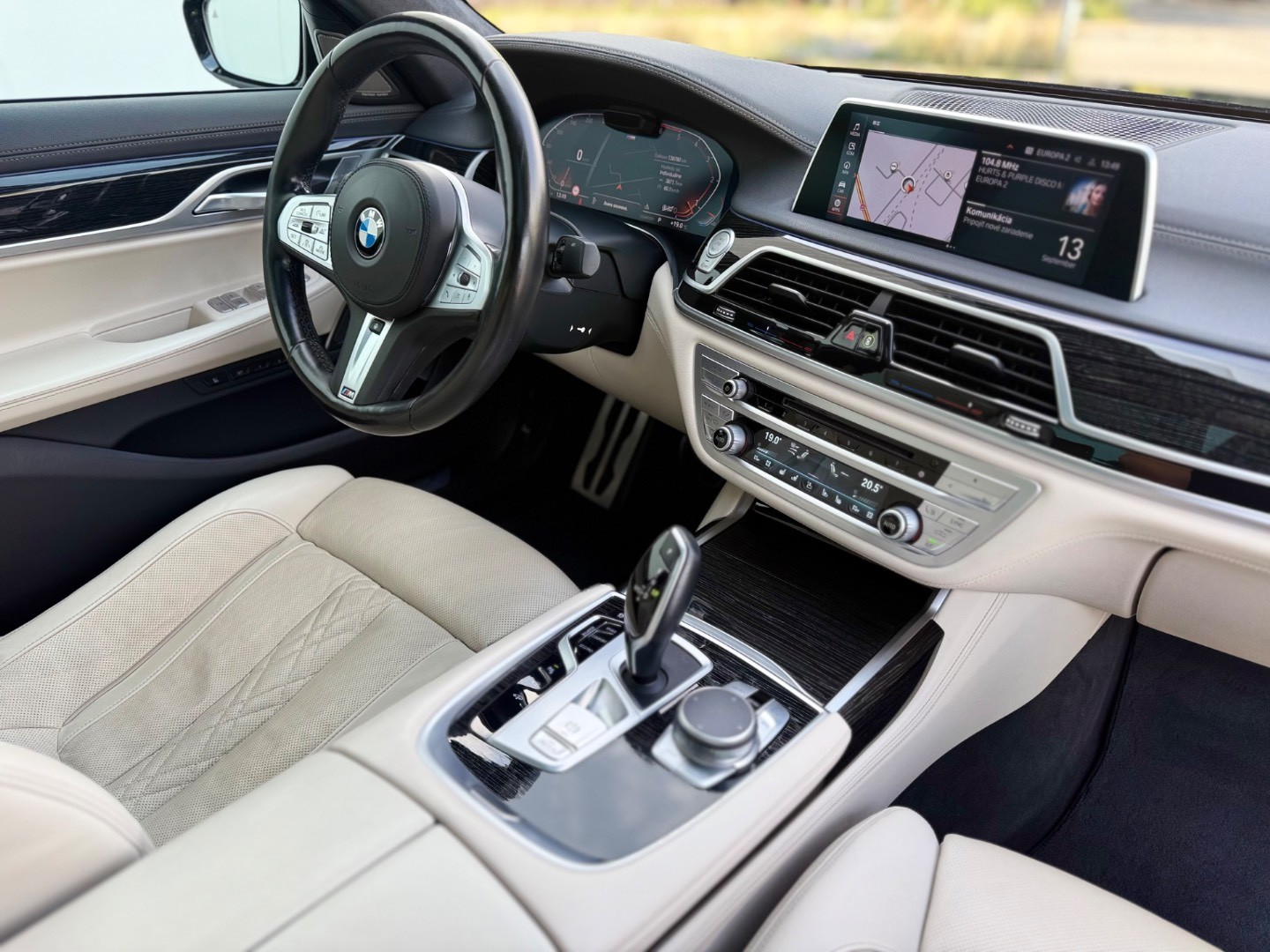 BMW Rad 7 740d xDrive A/T