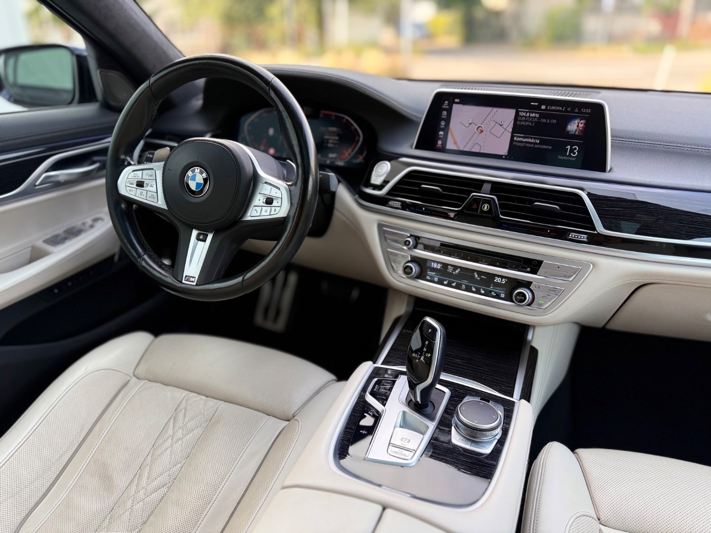 BMW Rad 7 740d xDrive A/T