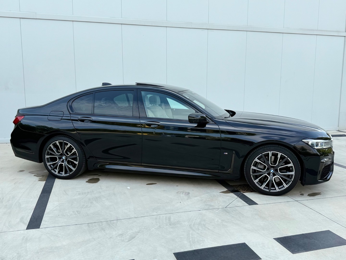 BMW Rad 7 740d xDrive A/T