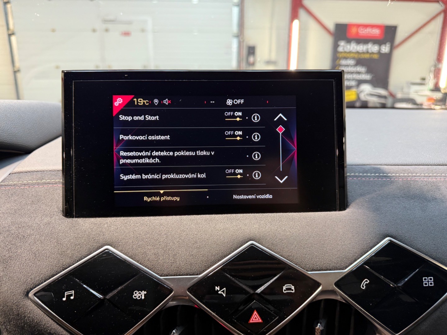DS 3 CROSSBACK DS3  1.5 BlueHDi 130 Performance Line EAT8