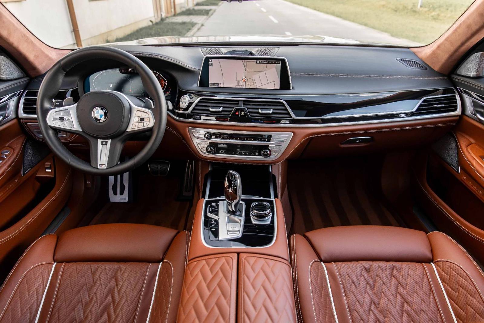 BMW Rad 7 750Li xDrive M-Sport INDIVIDUAL