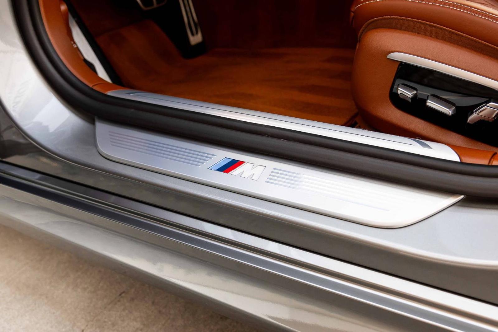 BMW Rad 7 750Li xDrive M-Sport INDIVIDUAL