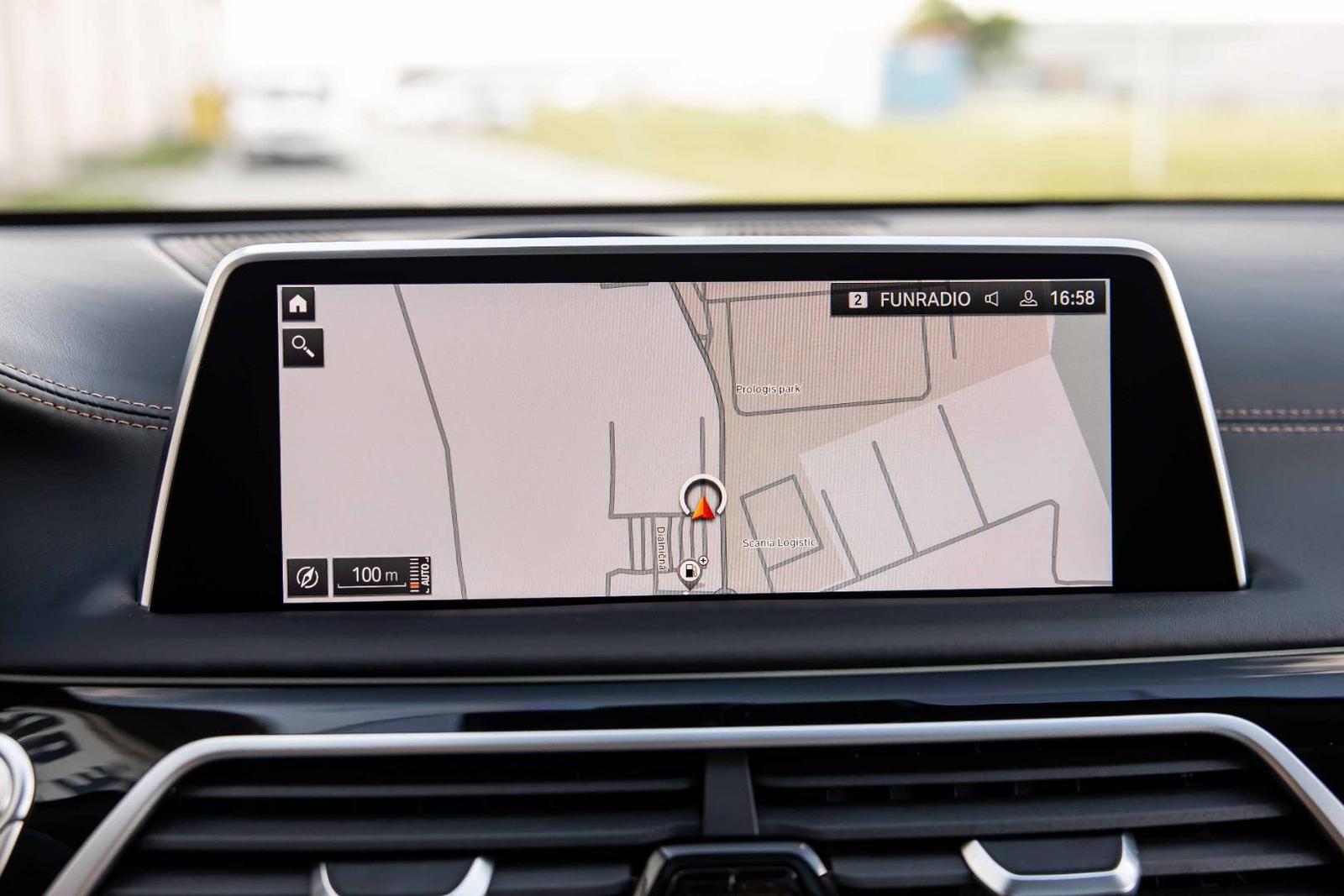 BMW Rad 7 750Li xDrive M-Sport INDIVIDUAL