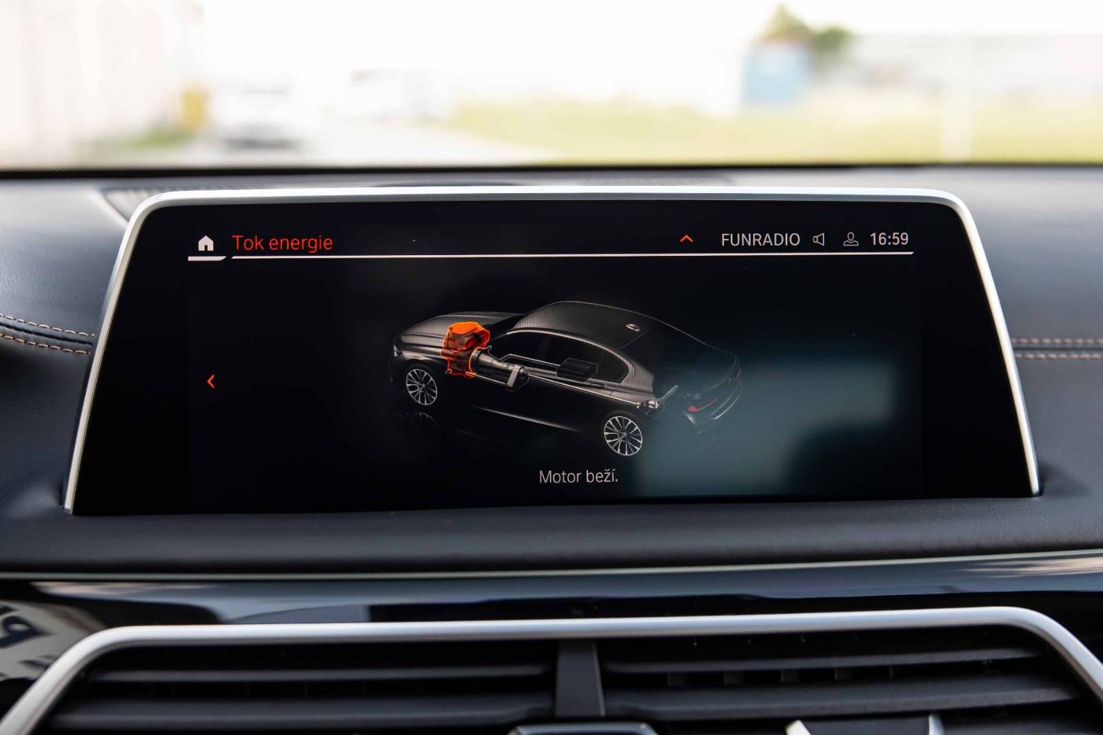 BMW Rad 7 750Li xDrive M-Sport INDIVIDUAL