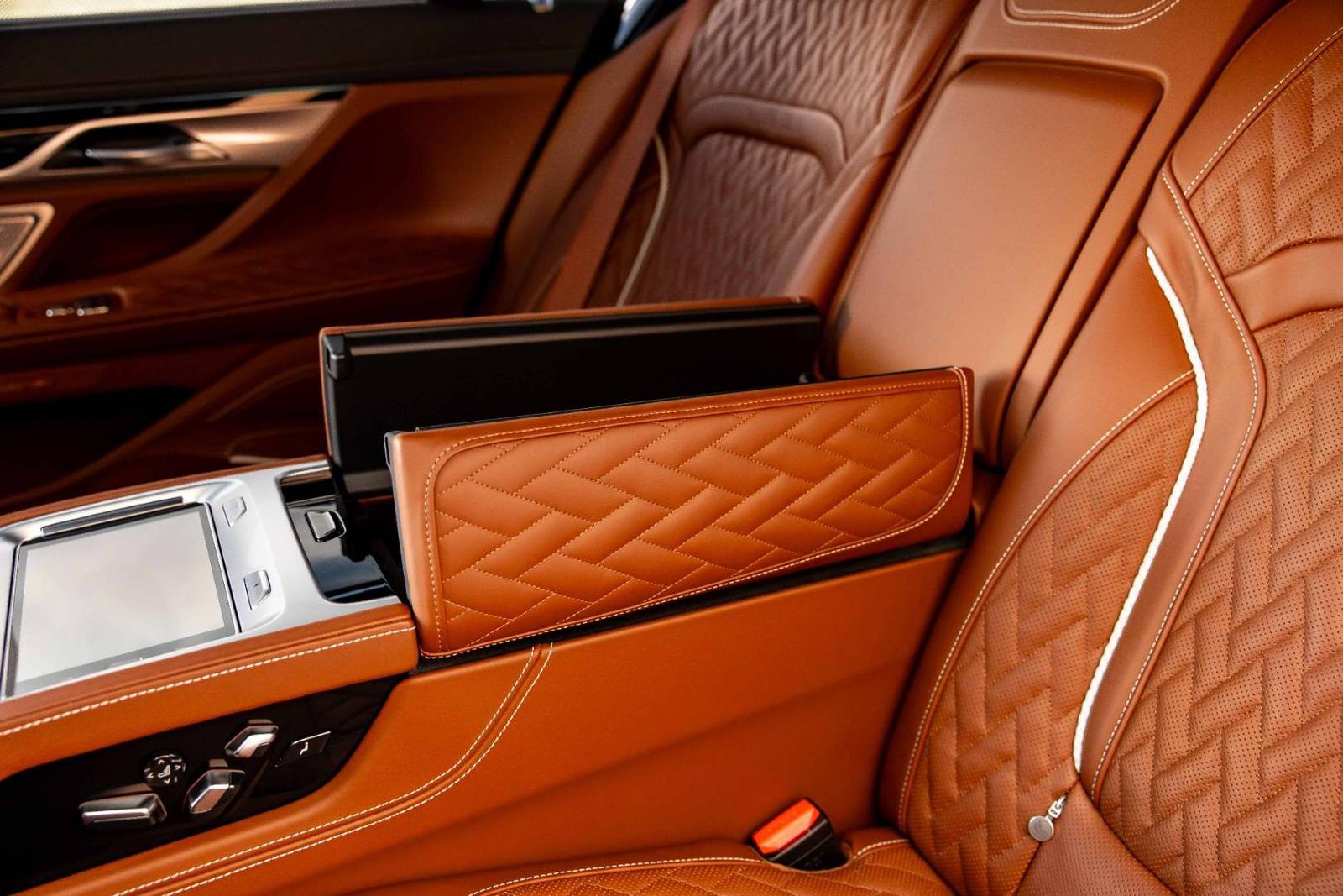 BMW Rad 7 750Li xDrive M-Sport INDIVIDUAL