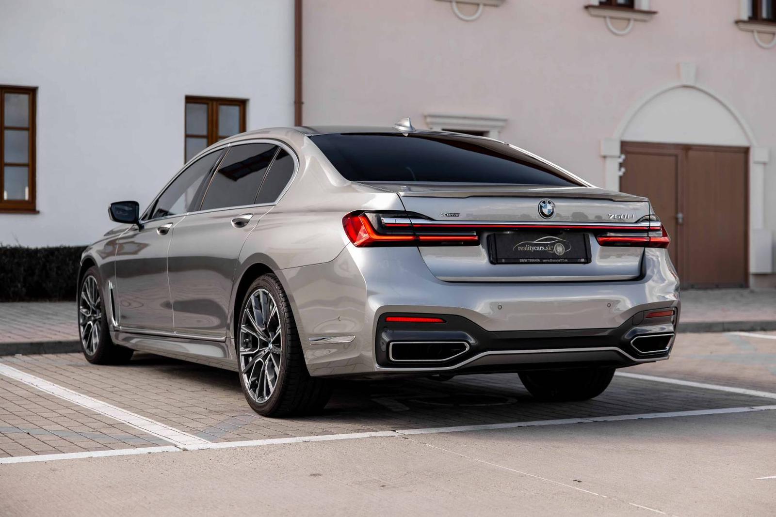BMW Rad 7 750Li xDrive M-Sport INDIVIDUAL