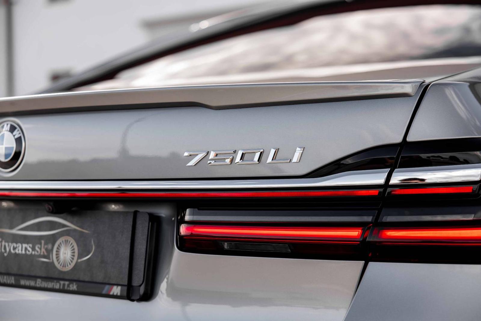 BMW Rad 7 750Li xDrive M-Sport INDIVIDUAL