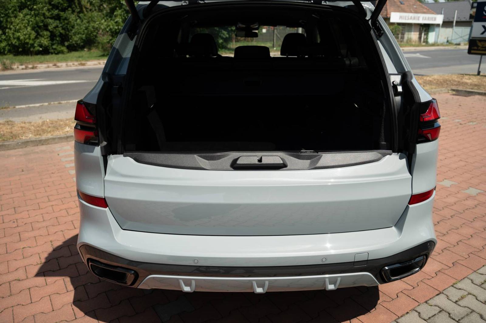 BMW X5 M 30d  A/T xDrive