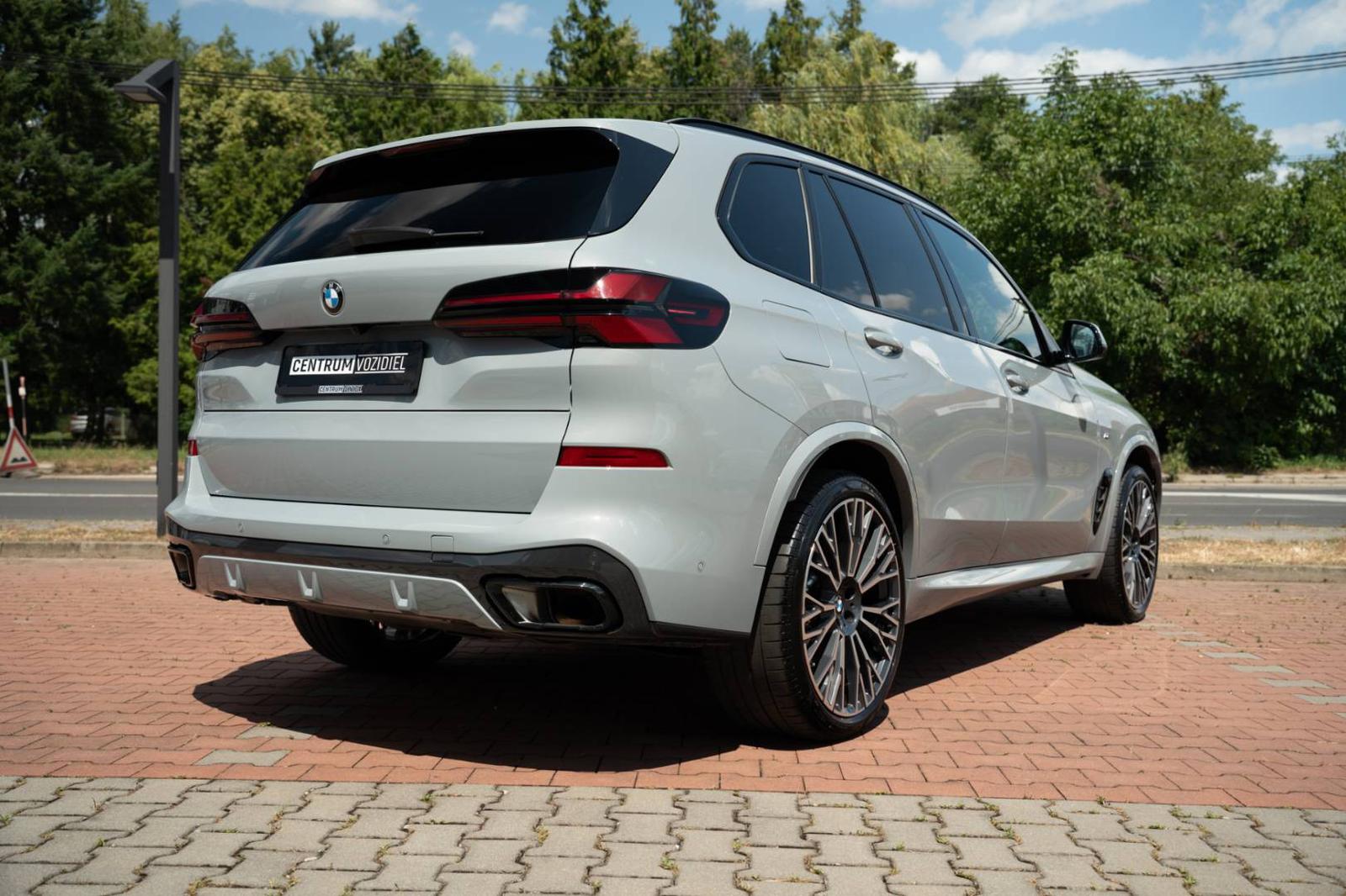 BMW X5 M 30d  A/T xDrive
