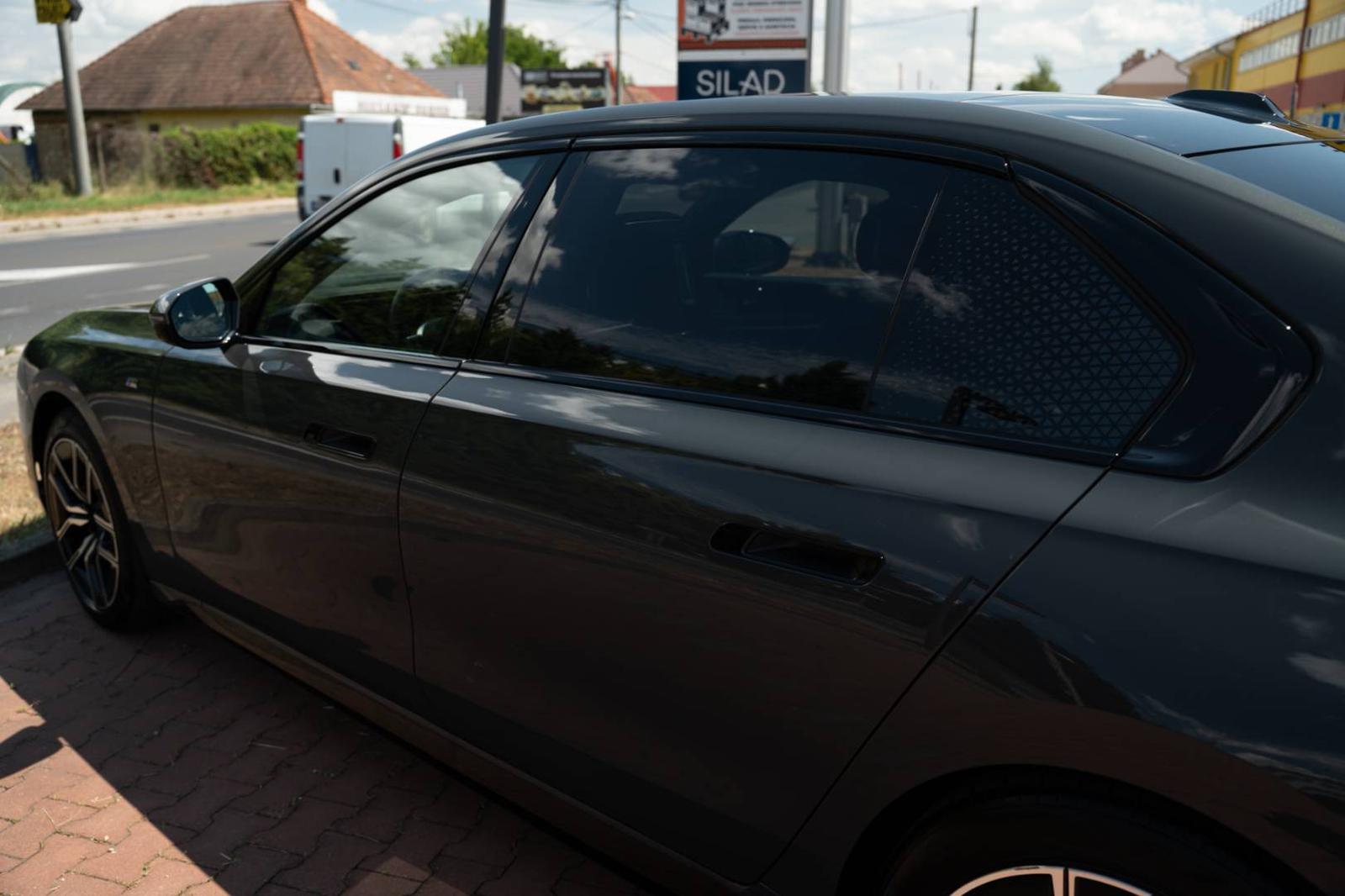 BMW Rad 7 740d M xDrive A/T, 220 kW