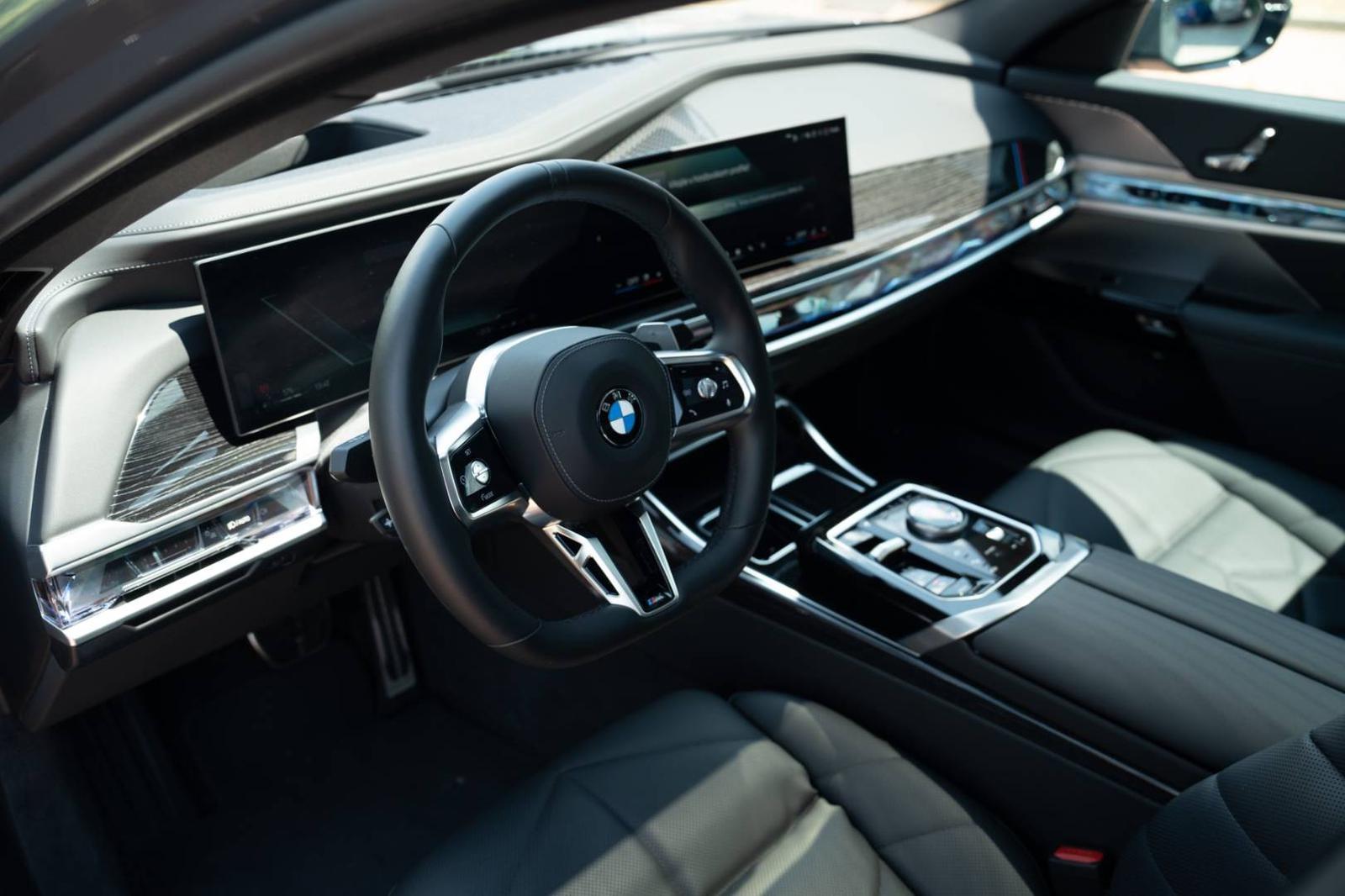 BMW Rad 7 740d M xDrive A/T, 220 kW