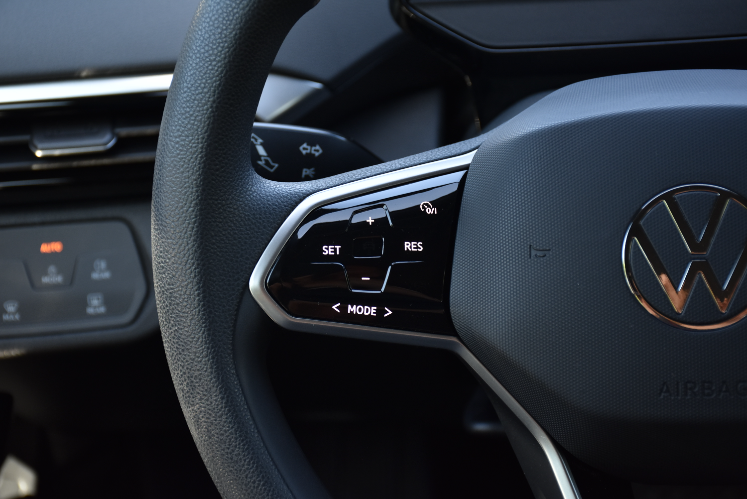 Volkswagen ID.4 PRO PERFORMANCE 77 kWh 2021