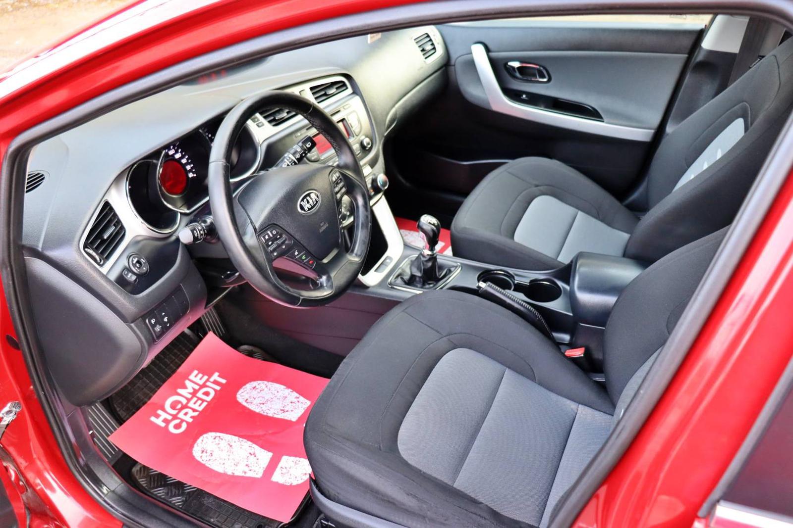 Kia Cee´d SW 1.6 GDI LX/Silver