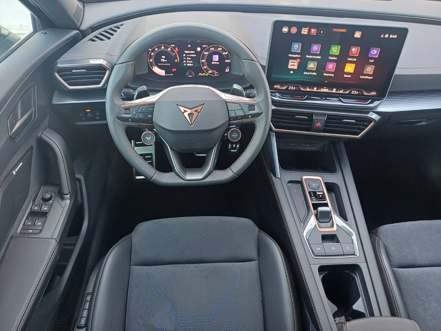 Cupra Formentor VZ 2.0 TSI 333HP 4x4, Sennheiser, Panorama, Ťažné, INTELLIGENT DRIVE Pack