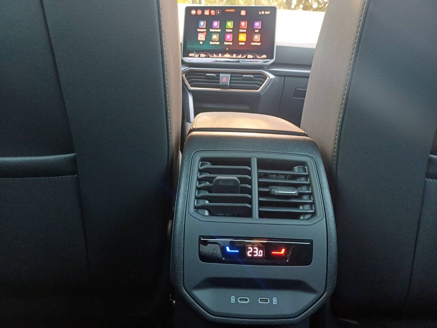 Cupra Formentor VZ 2.0 TSI 333HP 4x4, Sennheiser, Panorama, Ťažné, INTELLIGENT DRIVE Pack