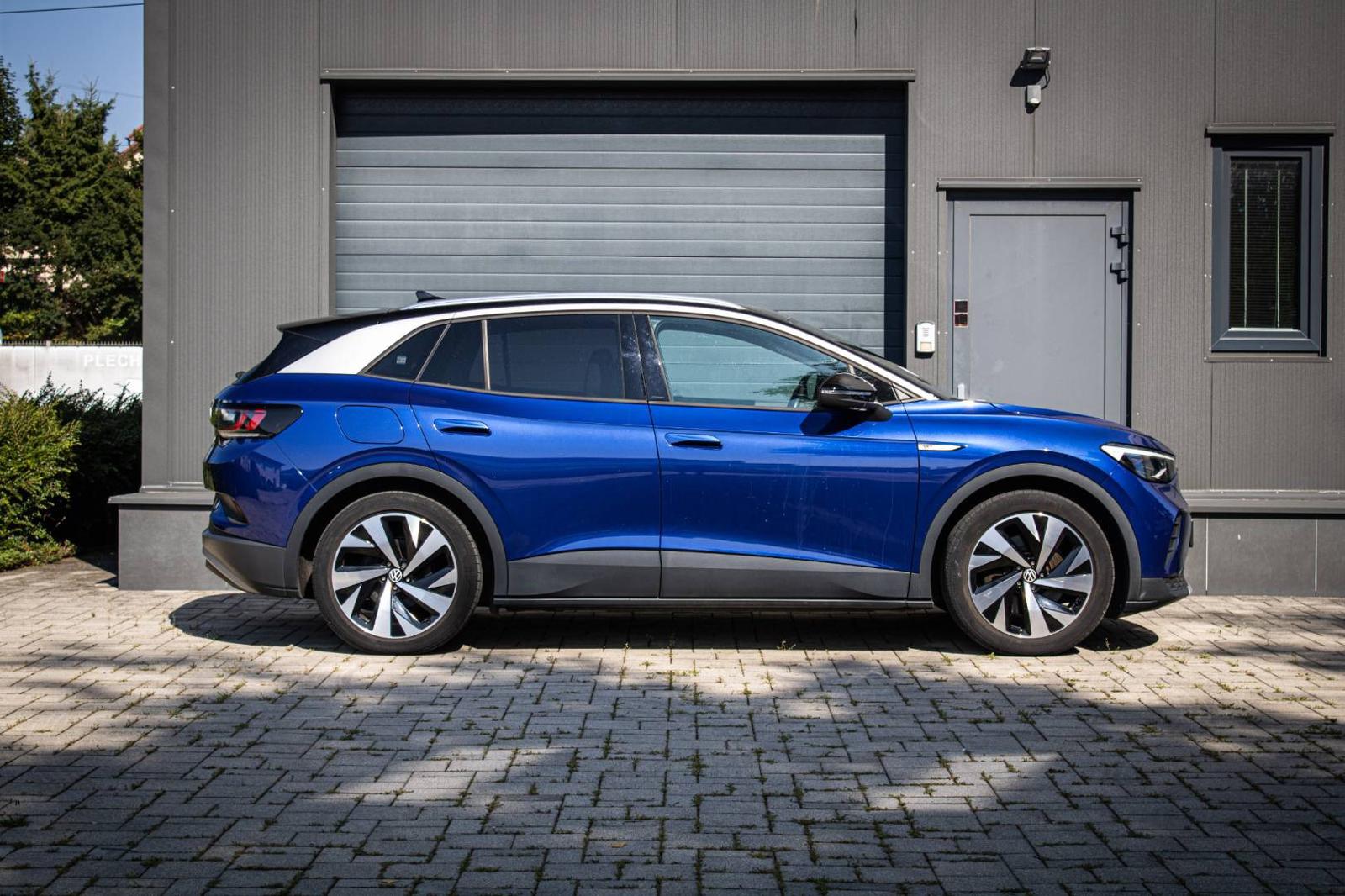 Volkswagen ID.4 Pro Performance 1st edition, super výbava, nelakované