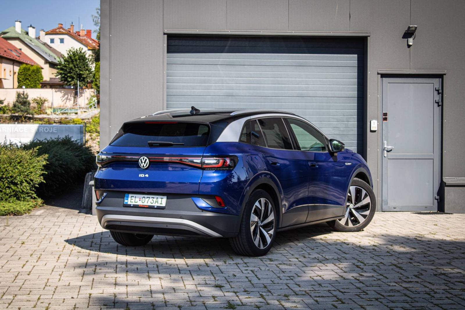 Volkswagen ID.4 Pro Performance 1st edition, super výbava, nelakované