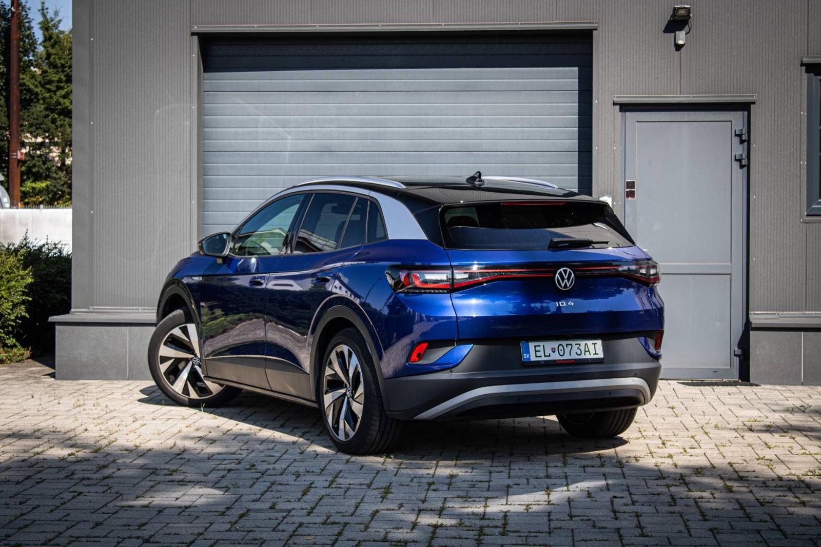 Volkswagen ID.4 Pro Performance 1st edition, super výbava, nelakované