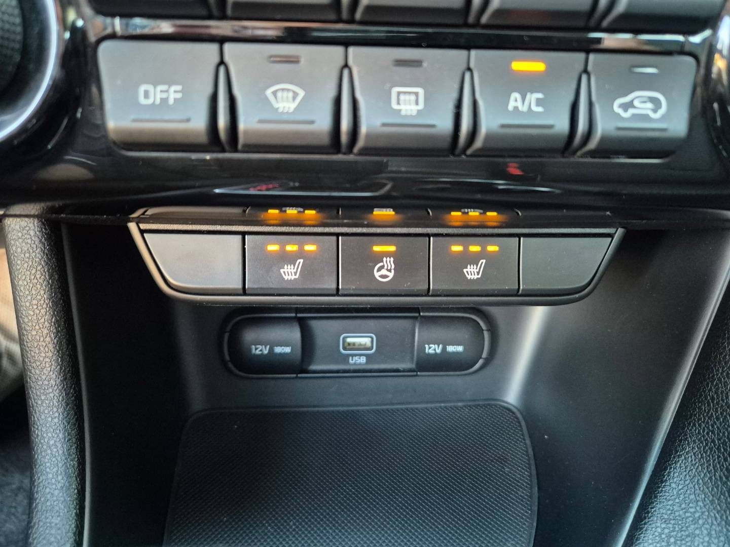 Kia Sportage 1.6 T-GDi Platinum 4WD A/T