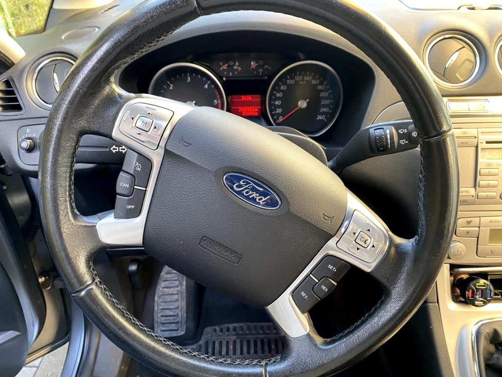 Ford S-Max 1.8 TDCi Titanium 7m