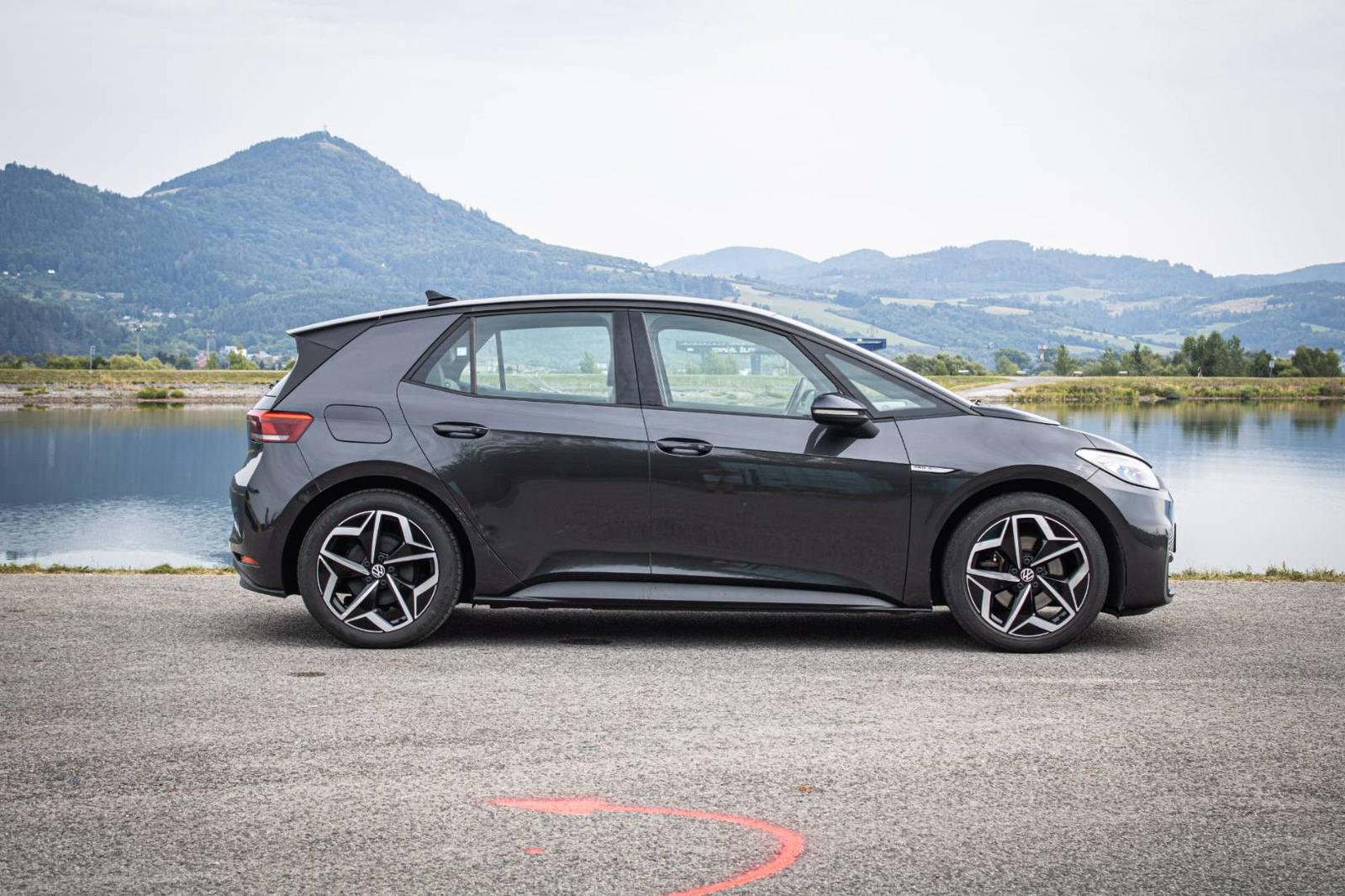 Volkswagen ID.3 PRO S 77kWh Performance, Nelakované