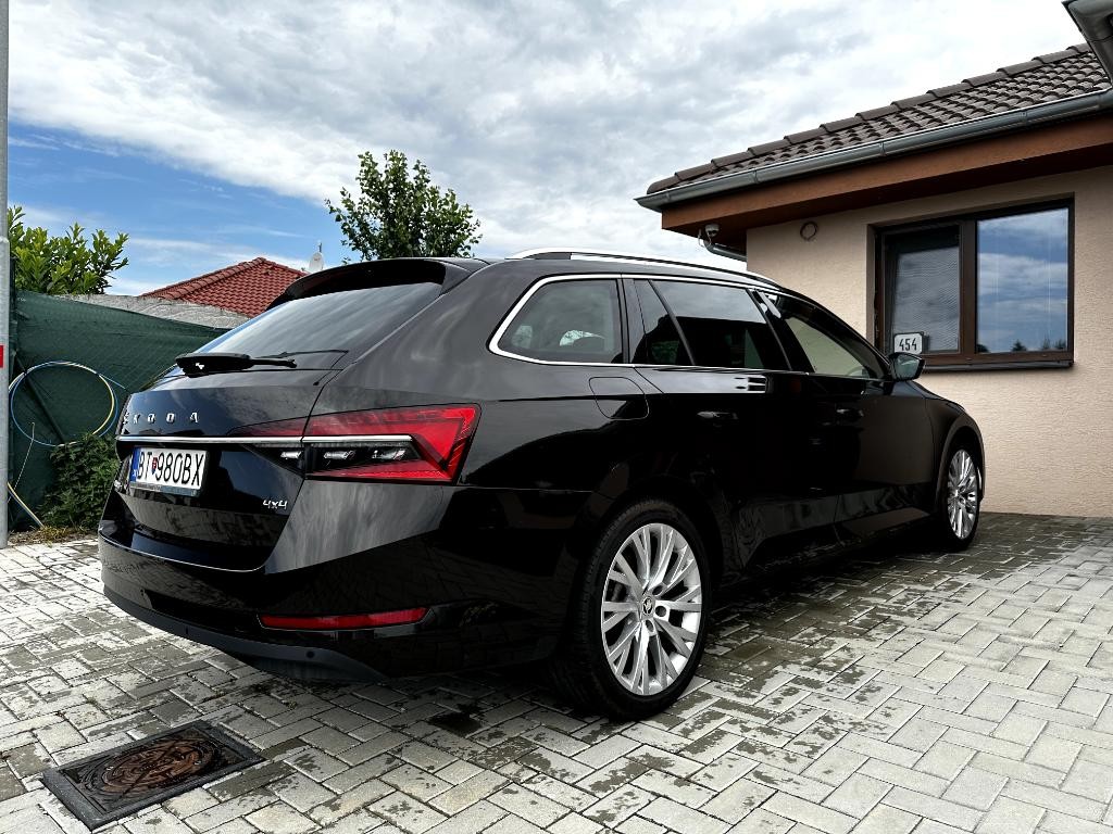 Škoda Superb Combi 2.0 TDI SCR Style 4x4 DSG