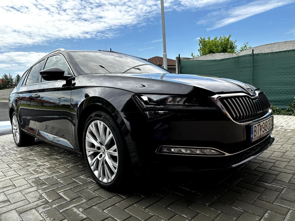 Škoda Superb Combi 2.0 TDI SCR Style 4x4 DSG