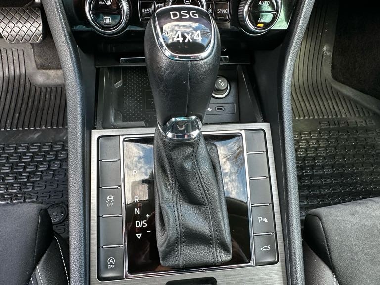 Škoda Superb Combi 2.0 TDI SCR Style 4x4 DSG
