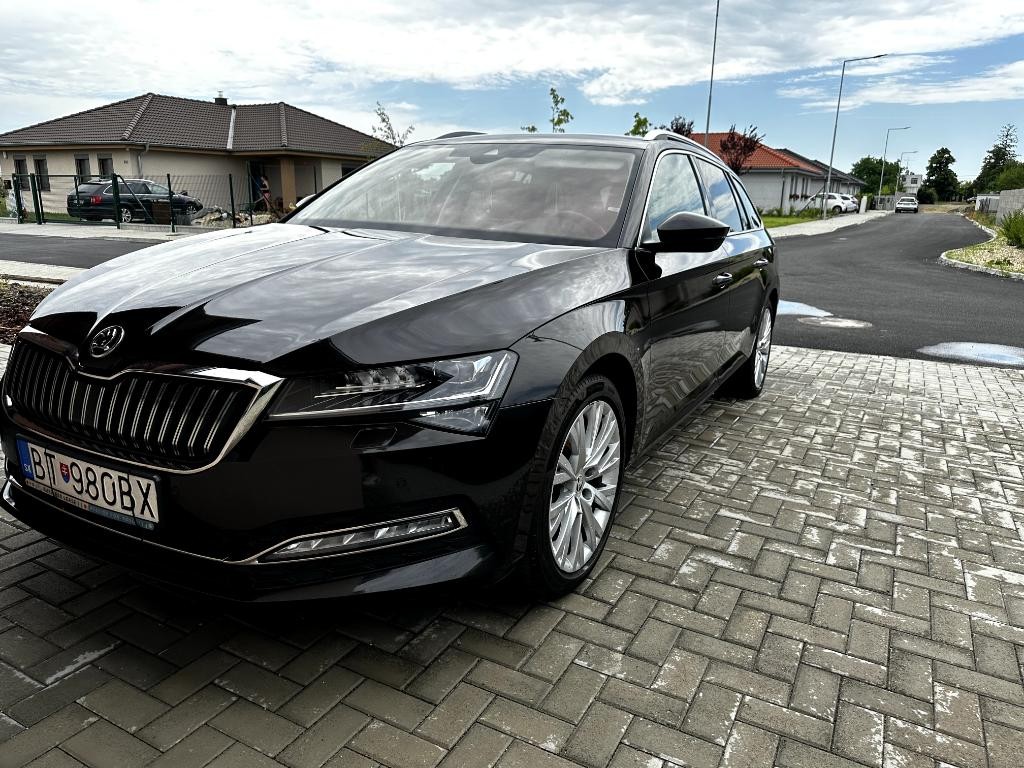 Škoda Superb Combi 2.0 TDI SCR Style 4x4 DSG