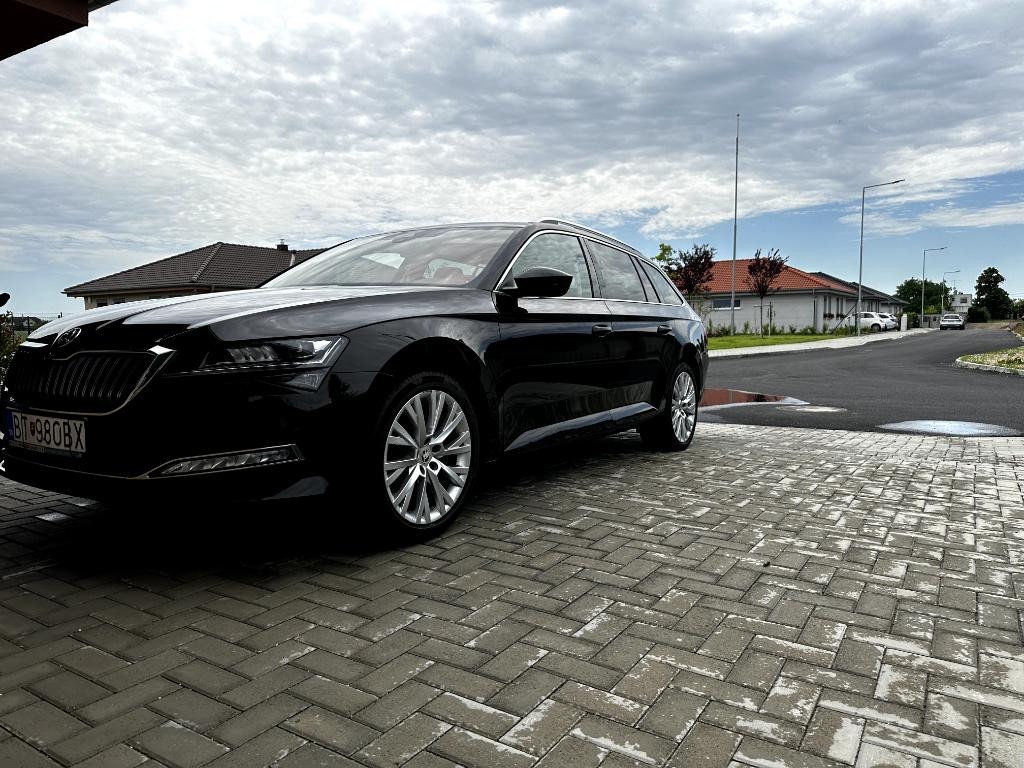 Škoda Superb Combi 2.0 TDI SCR Style 4x4 DSG